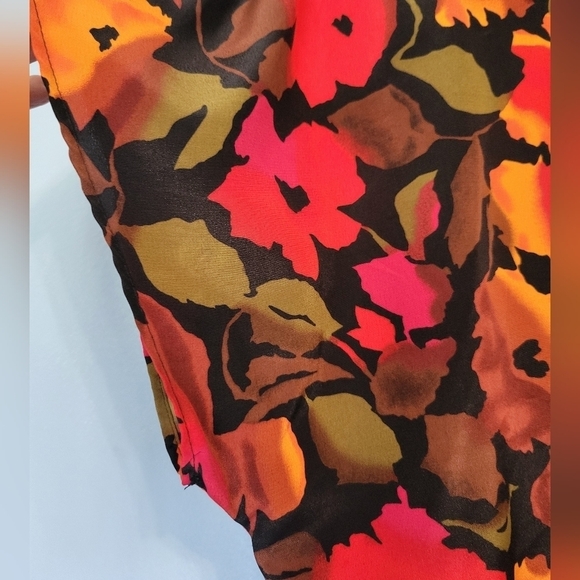 Vntg Liz Baker Floral Print Blouse Size 1X in Red - Picture 4 of 7